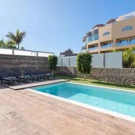 Villa 6 Bed Villa Private Heated Pool @ 30º For Free *