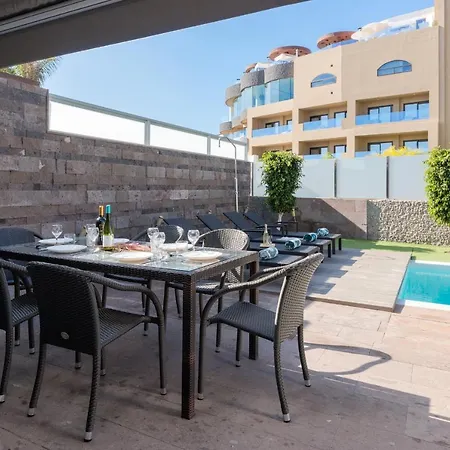 Villa 6 Bed Villa Private Heated Pool @ 30º For Free Costa Adeje (Tenerife)
