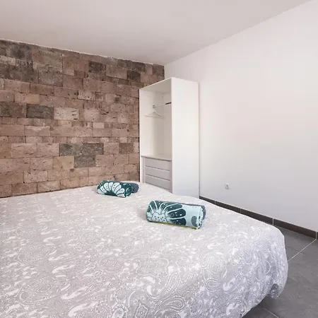 Villa 6 Bed Villa Private Heated Pool @ 30º For Free Costa Adeje (Tenerife)