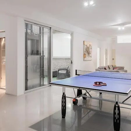 6 Bed Villa Private Heated Pool @ 30º For Free * Адехе