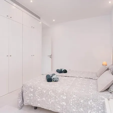 6 Bed Villa Private Heated Pool @ 30º For Free Вилла Адехе